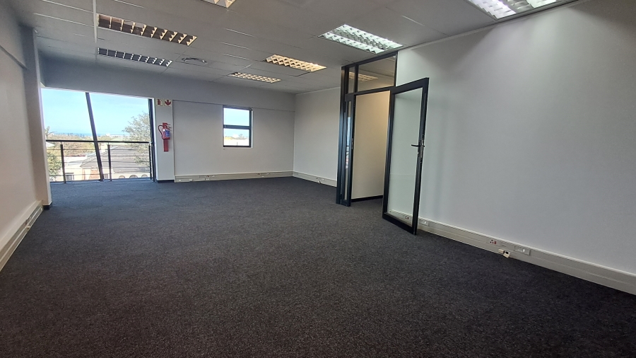 To Let Commercial Property for Rent in Berea Eastern Cape